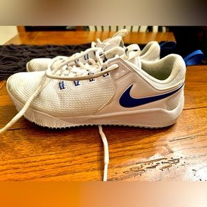 Nike Volleyball Shoes Size 10